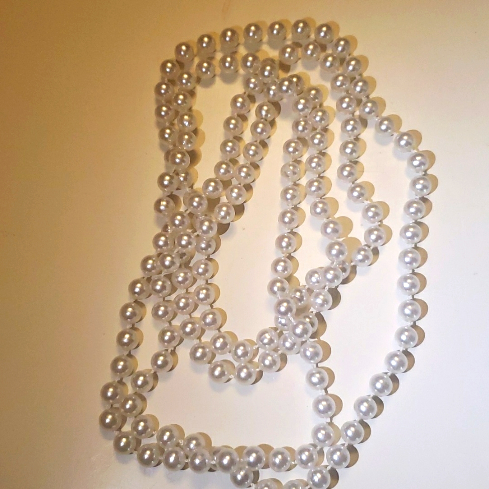 $5 Sale! Single String Pearl Necklace